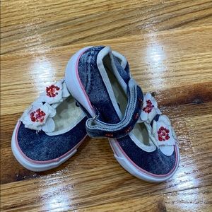 Adorable Kenzo shoes